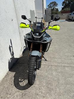 2024 CFMOTO 450MT