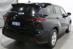 2024 Toyota Kluger GX