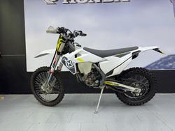 2022 Husqvarna FE 350 FE White