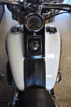 2006 HARLEY-DAVIDSON FLSTNI SOFTAIL DELUXE