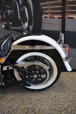 2006 HARLEY-DAVIDSON FLSTNI SOFTAIL DELUXE