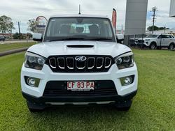 2022 Mahindra PIK-UP 2023 Mahindra PIK-UP Dual Cab Cab Chassis AT 4x4 S11 With Steel HD Tray S11DCC4x4 Arctic White