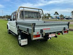 2022 Mahindra PIK-UP 2023 Mahindra PIK-UP Dual Cab Cab Chassis AT 4x4 S11 With Steel HD Tray S11DCC4x4 Arctic White