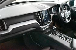 2020 Volvo XC60 T5 Momentum