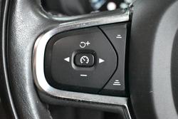 2020 Volvo XC60 T5 Momentum