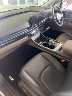 2024 Kia Carnival GT-Line