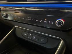 2024 Kia Carnival GT-Line