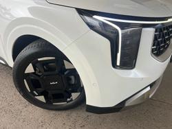 2024 Kia Carnival GT-Line