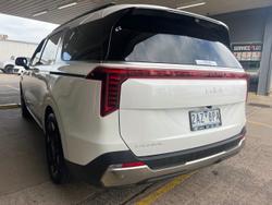 2024 Kia Carnival GT-Line