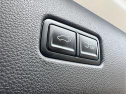 2024 Kia Carnival GT-Line