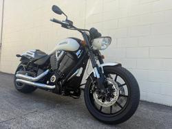 2010 Victory Hammer S Cruiser