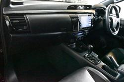 2023 Toyota Hilux Rogue