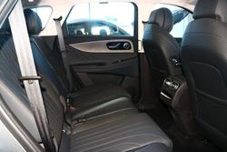 2025 Jaecoo J8 Track