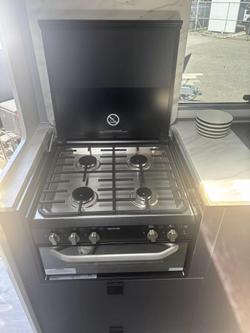 2024 New Age Caravans My24 New Age Manta Ray Mr18er Expedition