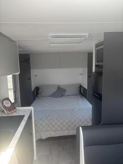 2024 New Age Caravans My24 New Age Manta Ray Mr18er Expedition