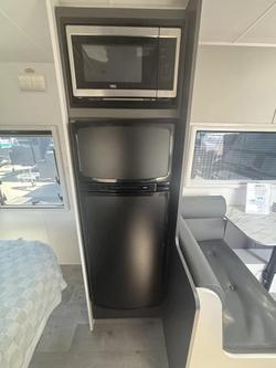 2024 New Age Caravans My24 New Age Manta Ray Mr18er Expedition