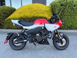 CFMOTO 2024 CF Moto 125CC Papio XO Racer