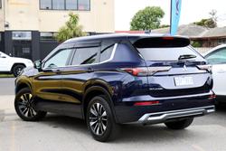 2025 Mitsubishi Outlander LS