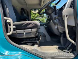 2017 UD Condor PW 24 280 BLUE