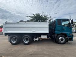 2017 UD Condor PW 24 280 BLUE