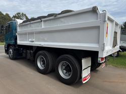 2017 UD Condor PW 24 280 BLUE