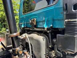 2017 UD Condor PW 24 280 BLUE