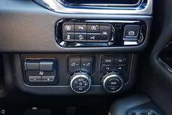 2025 GMC Yukon Denali T1 MY25 4X4 Dual Range Titanium Rush Metallic