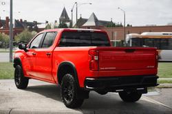 2025 Chevrolet Silverado 1500 ZR2 W/Tech Pack T1 MY24 4X4 Red Hot