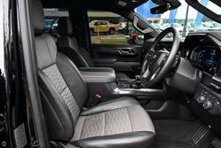 2025 Chevrolet Silverado 1500 ZR2 W/Tech Pack T1 MY25 4X4 Black