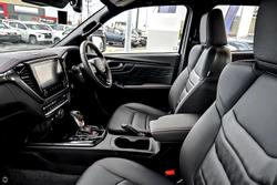 2025 Isuzu D-MAX X-TERRAIN MY24 4X4 Dual Range Mineral White