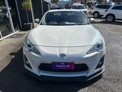 2014 Toyota 86 GT ZN6 MY15 White Liquid