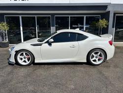 2014 Toyota 86 GT ZN6 MY15 White Liquid