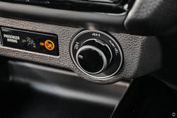 2025 Isuzu D-MAX X-TERRAIN MY24 4X4 Dual Range Mercury Silver