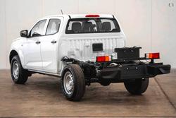 2025 Isuzu D-MAX SX High Ride MY25.5 4x2 Mineral White