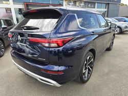 2024 Mitsubishi Outlander Exceed