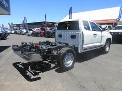 2025 Mitsubishi Triton GLX