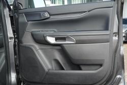 2024 Ford Everest Platinum