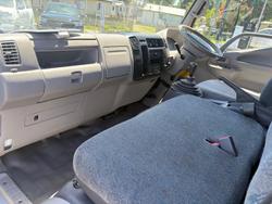 2010 Hino 300 Series 616 Short