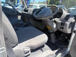 2010 Hino 300 Series 616 Short