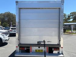 2010 Hino 300 Series 616 Short
