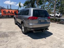 2015 MITSUBISHI CHALLENGER (4x4)