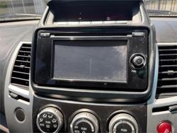 2015 MITSUBISHI CHALLENGER (4x4)