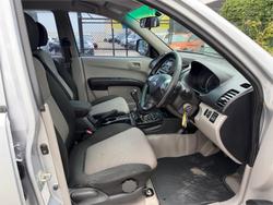 2013 MITSUBISHI TRITON GLX (4x4)