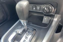 2022 Nissan Navara SL