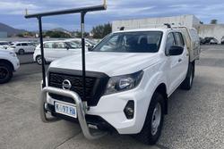 2022 Nissan Navara SL