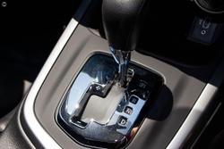 2025 Nissan Navara SL D23 MY25 4X4 Dual Range Solid White