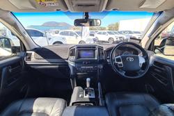 2014 Toyota Landcruiser GXL