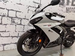2025 Triumph Daytona 660 Daytona White