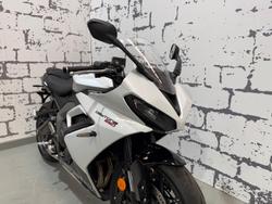 2025 Triumph Daytona 660 Daytona White
