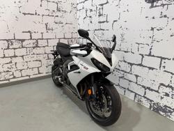 2025 Triumph Daytona 660 Daytona White